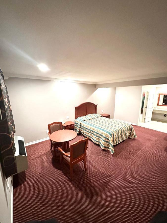 Tropic West Motel Bell Bagian luar foto